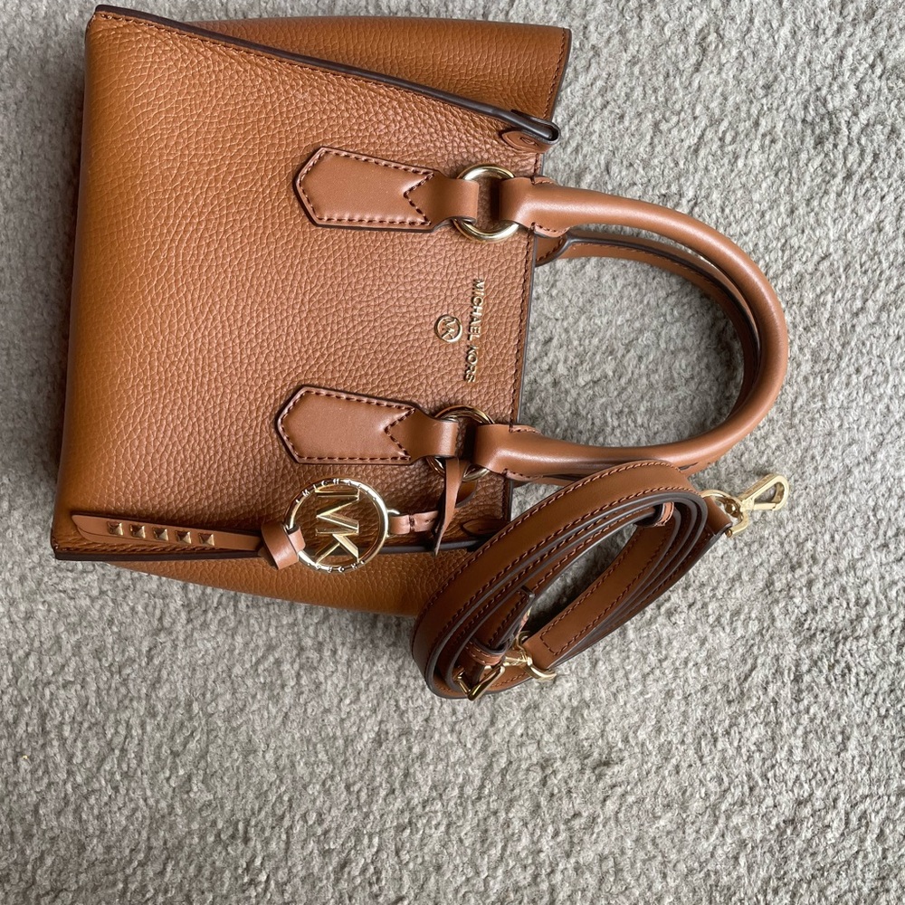 Michael Kors luggage color small bag with one shoulder strap